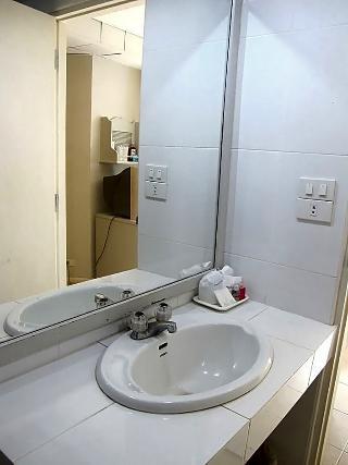 Diamond Beach Hotel Pattaya Exterior photo